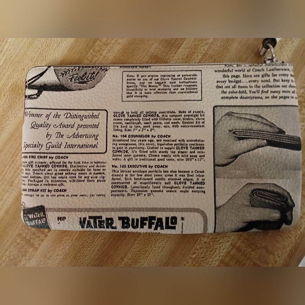 Coach NWT 1941 Large Zip Wristlet (Really Cool) - Picture 6 of 7